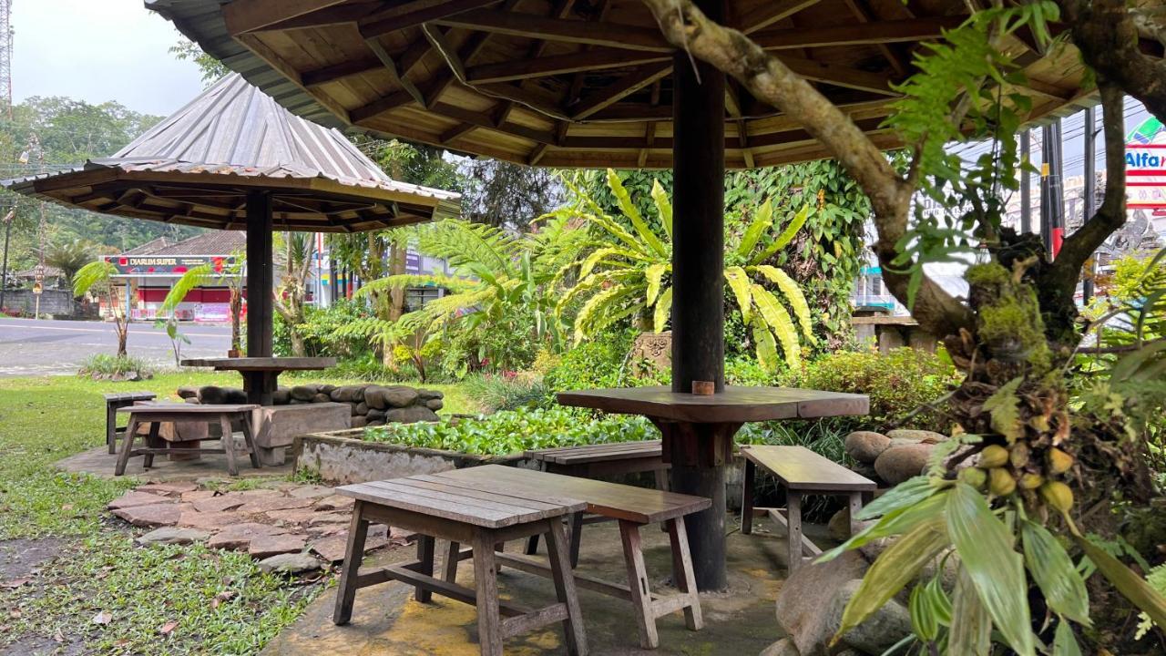 Chakra Tavern Бедугул Экстерьер фото