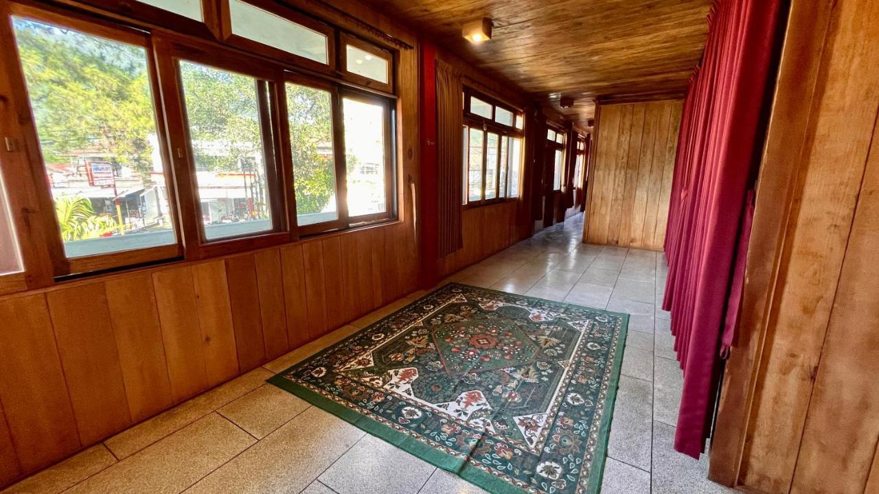 Chakra Tavern Бедугул Экстерьер фото
