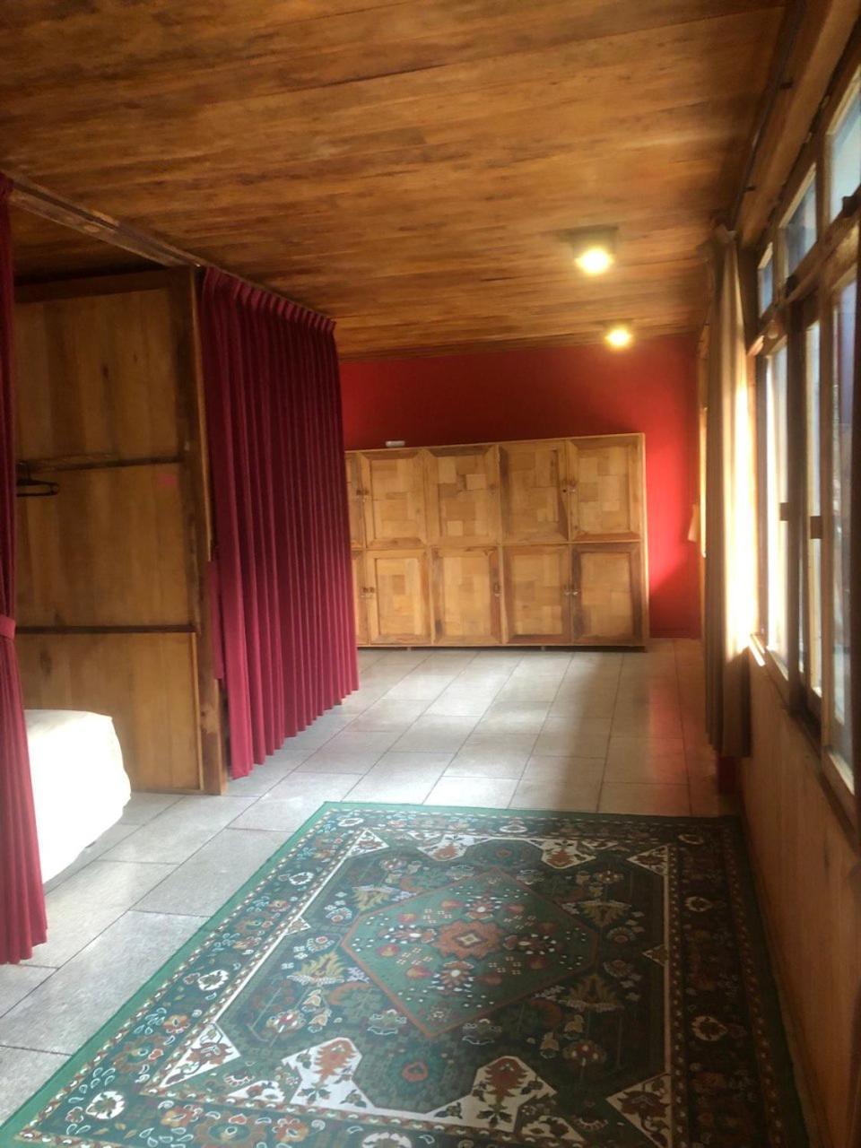 Chakra Tavern Бедугул Экстерьер фото