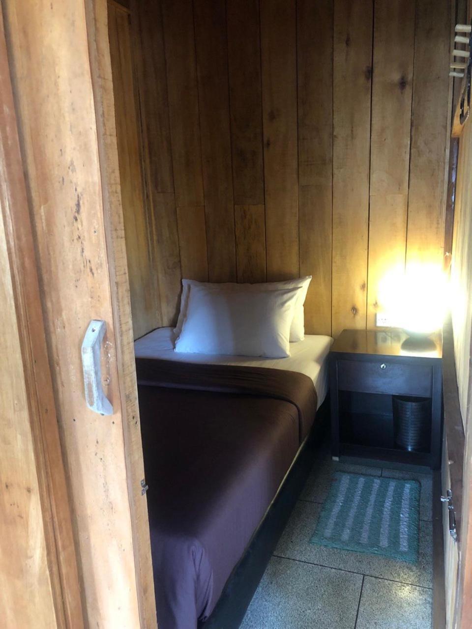 Chakra Tavern Бедугул Экстерьер фото